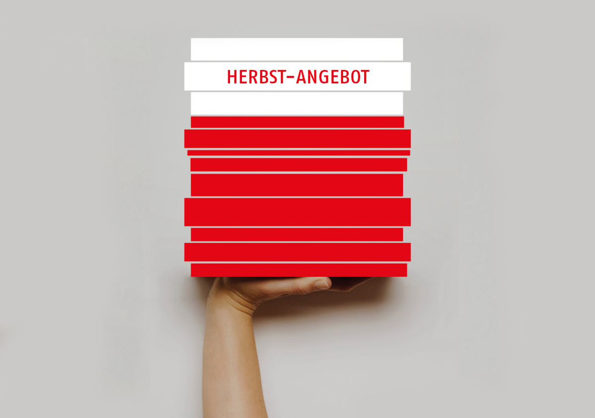 Grafik zum Herbst-Angebot, eine Hand trägt 12 Bücher, 9 davon rot, 3 weiß.